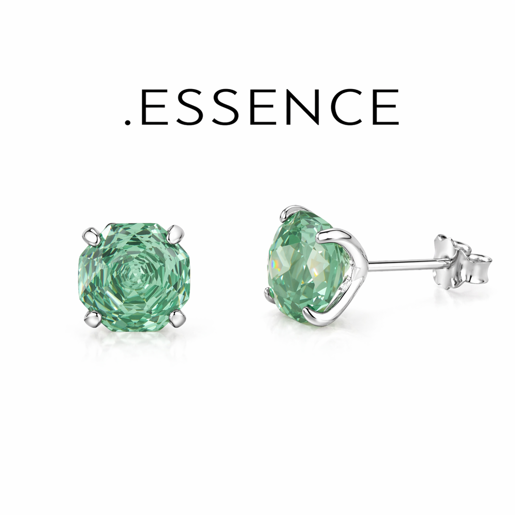 .ESSENCE Emerald Glow Studs